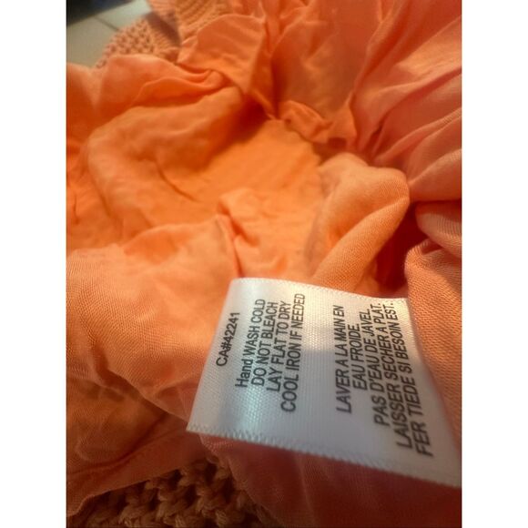 YFB Young Fabulous & Broke Women's Coral Crochet Maxi Dress Cover-up Large NWT - Picture 5 of 11